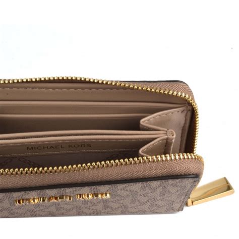 portafoglio michael kors falso